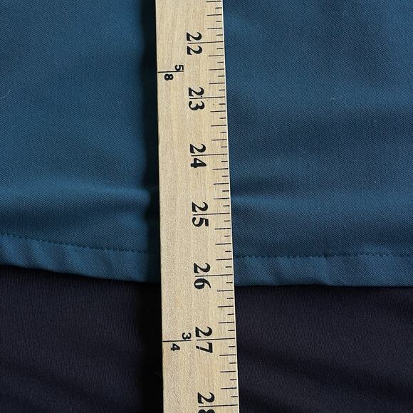 Figs Casma 3 Pocket Scrub Top Women Medium Tech Collection Medical Nursing - Picture 11 of 11